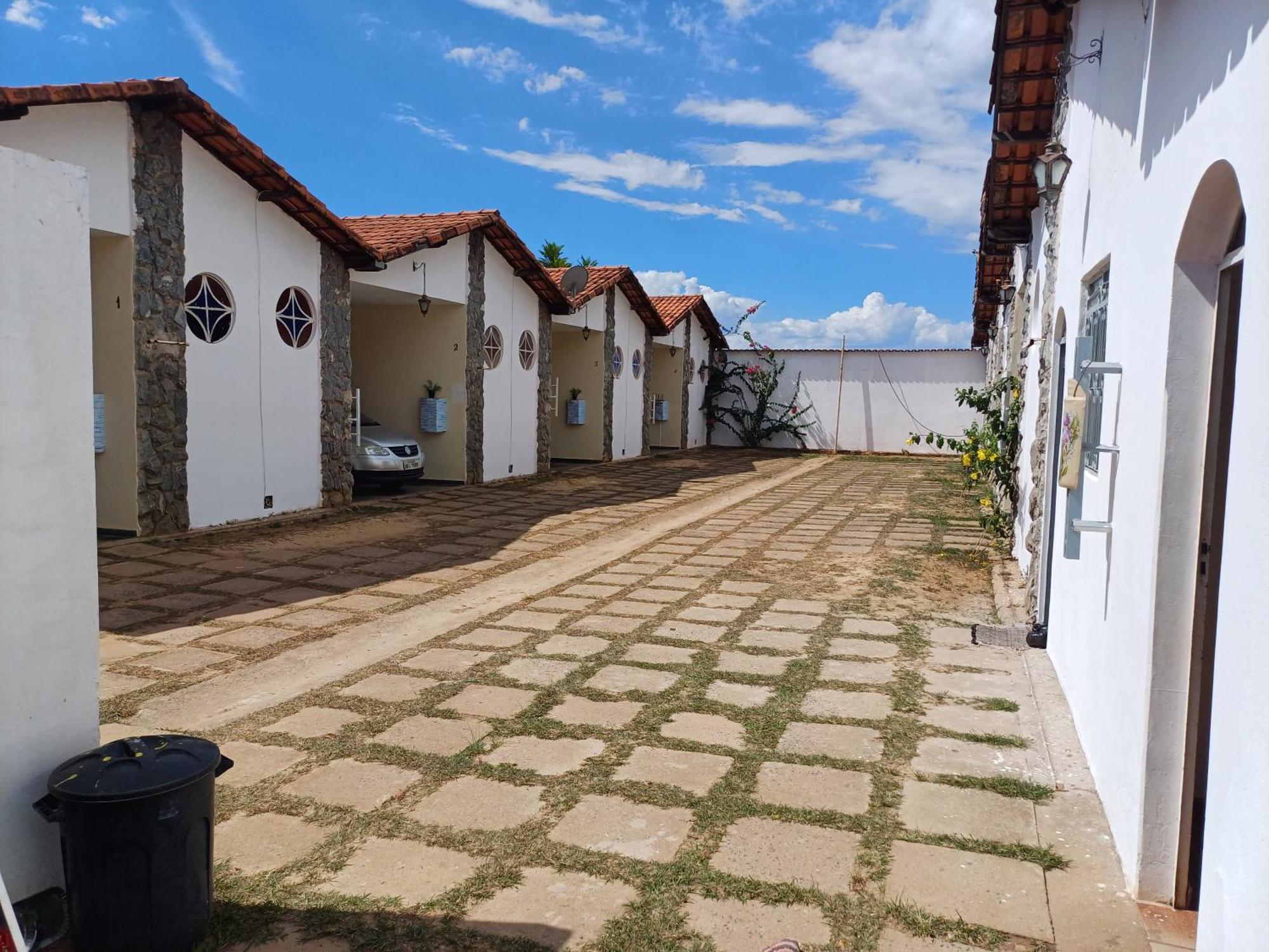 Hotel Mar De Minas Трес Мариас Екстериор снимка